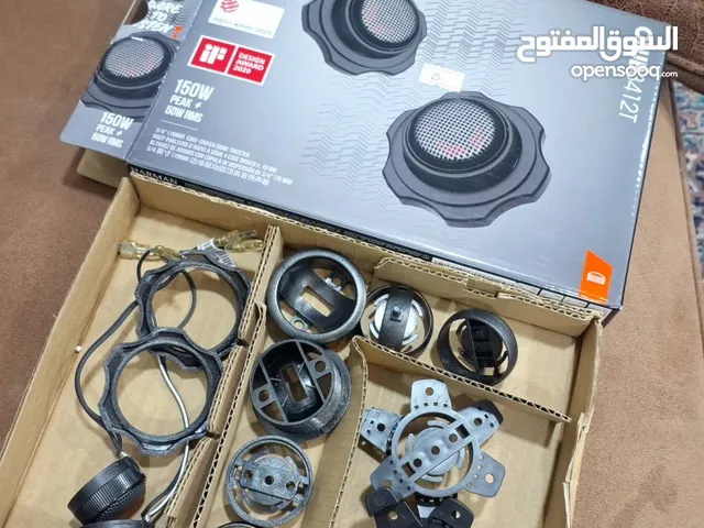 للبيع تويتراتJBL مع اكسسوارتهم شبه جديد ممتازين جدا لتقويه وتنقيه الصوت استخدام شهر سعر الشراء 25 ال