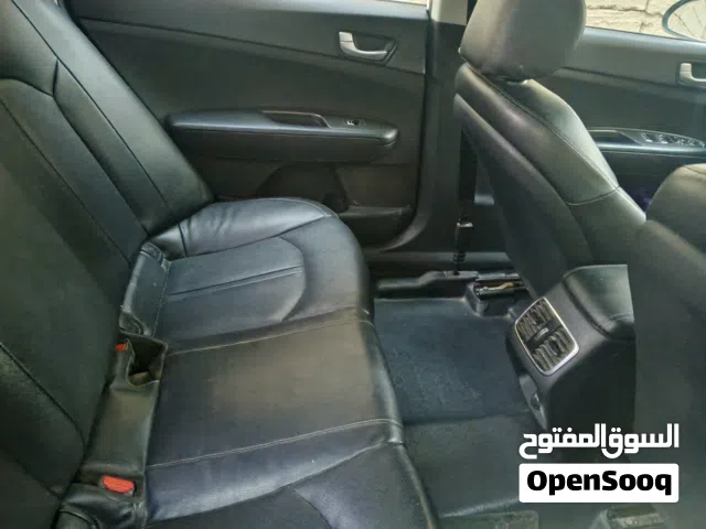 سياره للبيع