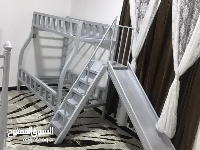 double bed
كرفايه طابقين للبيع
