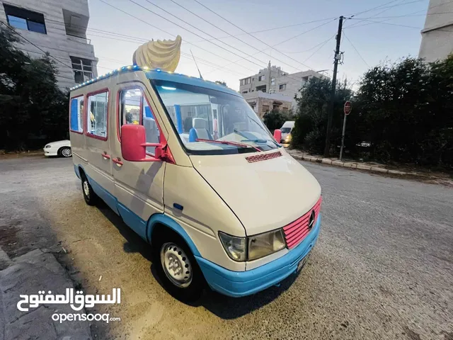 باص ايس كريم للبيع مشروع كثير ناجح