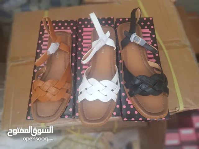 Multicolor Comfort Shoes in Tripoli