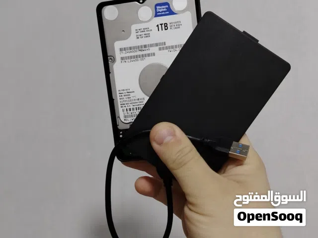 هارد خارجي HDD 1TB 1000 جيجا  حالة ممتازه وينقل بينات من غير مشاكل بسرعه كابل USB. 3