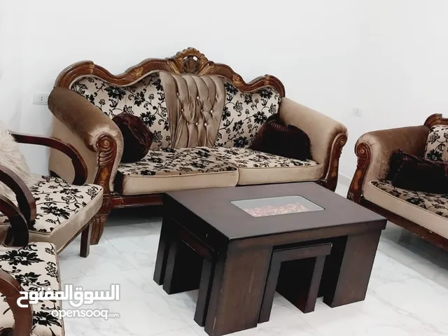 أثاث مستعمل للبيع