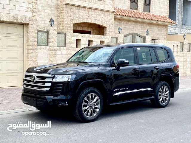 Toyota Land Cruiser 2024 in Southern Governorate