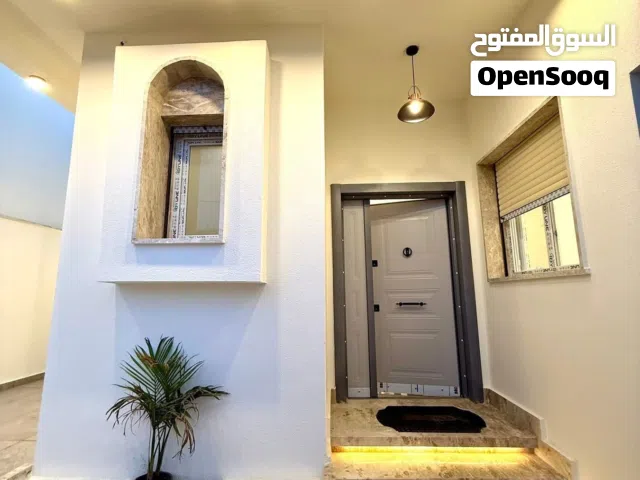 فيلا  2فيلات تشطيب vip عين زارة الكحيلي شارع مصنع الرخام