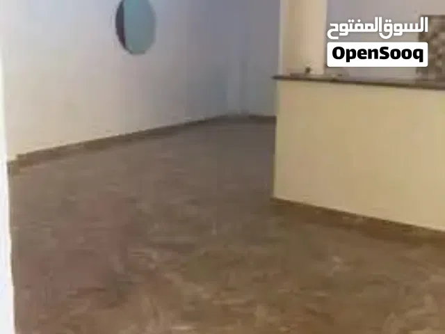 150 m2 3 Bedrooms Townhouse for Rent in Tripoli Gorje