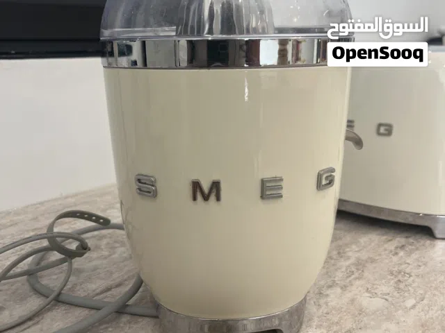 Juice extractor SMEG brand