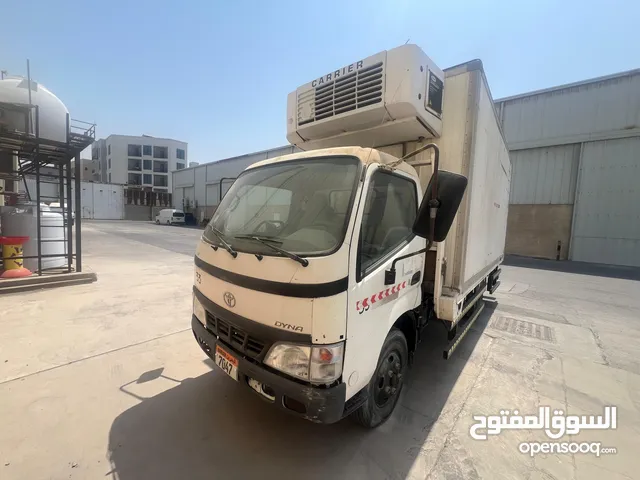 Toyota Dyna تويوتا دينا ثلاجة