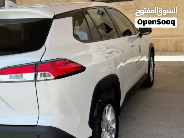 2022 تويوتا كورولا كروس LE