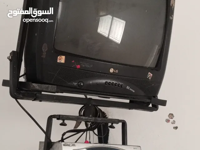تلفاز مستعمل مع حماله للبيع
