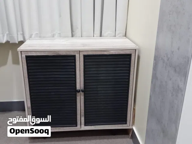 كبت أحذية - تم استخدام الكبت لتخزين الأدوات