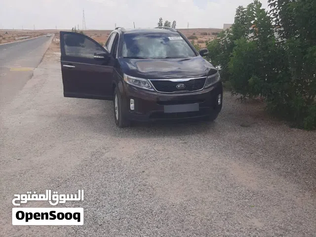 Used Kia Sorento in Tripoli