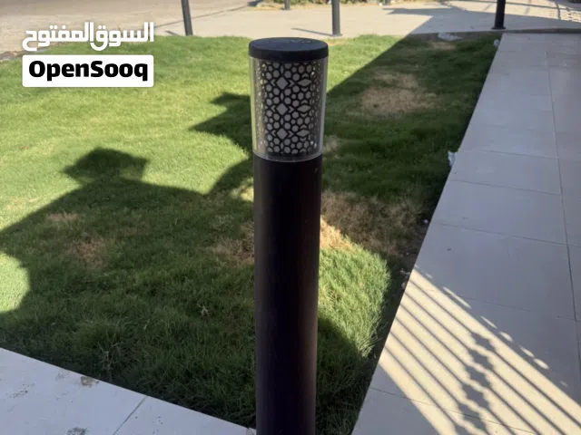 عامود اضائة خارجي ب تصميم مميز عدد 12