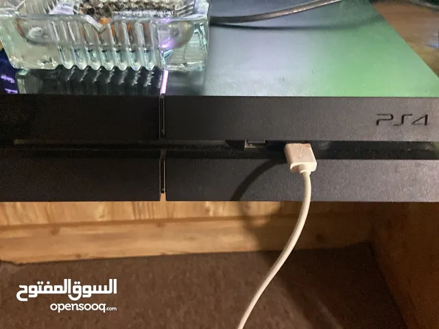 بلاستيشن فور للبيع