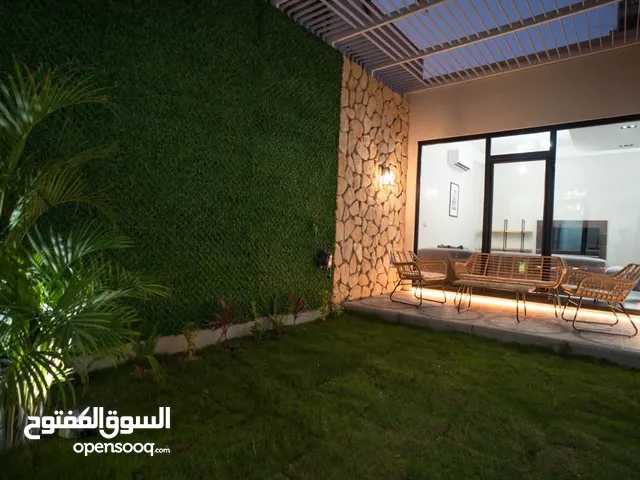 1200 m2 More than 6 bedrooms Villa for Rent in Tripoli Al-Serraj