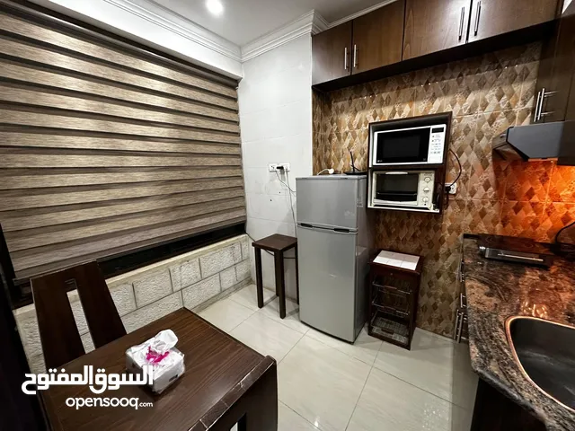 غرفتين نوم مفروشة للإيجار بالقرب من برج فلسطين