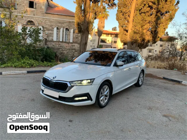 Skoda Octavia بحاله الوكاله فل فل اضافات عدا فتحه اوتوماتيك 2000 ديزل