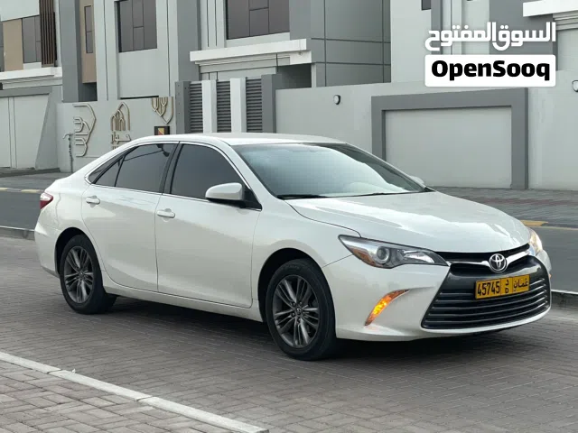 كامري 2015 se بحالة ممتازة وارد أمريكي