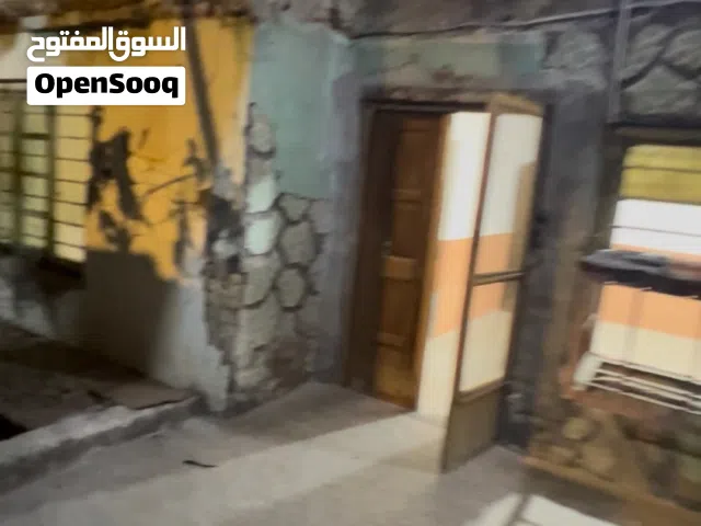 بيت في منطقه نضران الايجار موقع مميز ع شارع