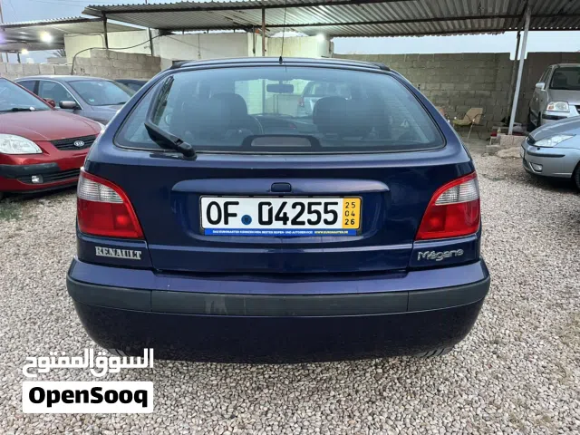 2001 رينو ميجان E2