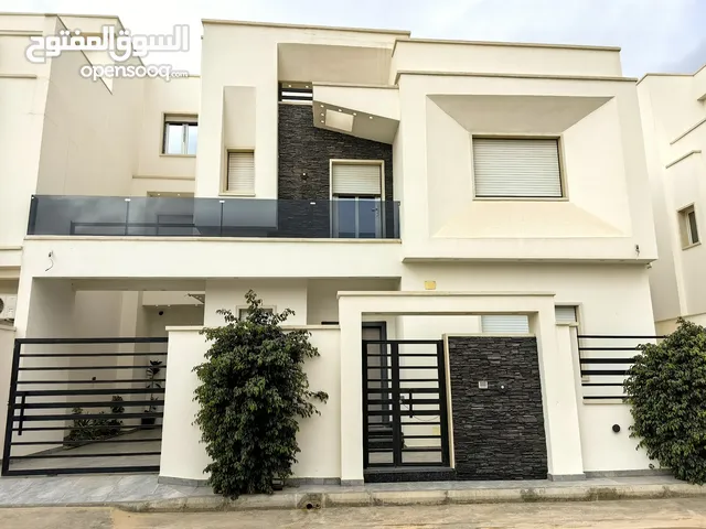 400m2 5 Bedrooms Villa for Sale in Tripoli Al-Serraj