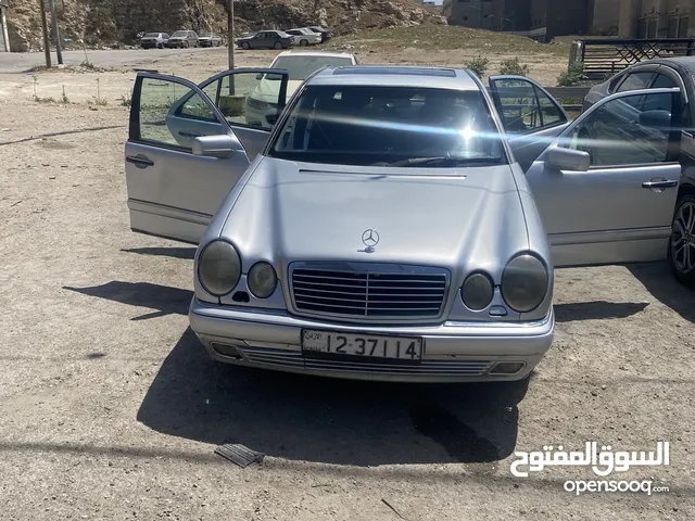 مرسيدس قرش ونص للبيع