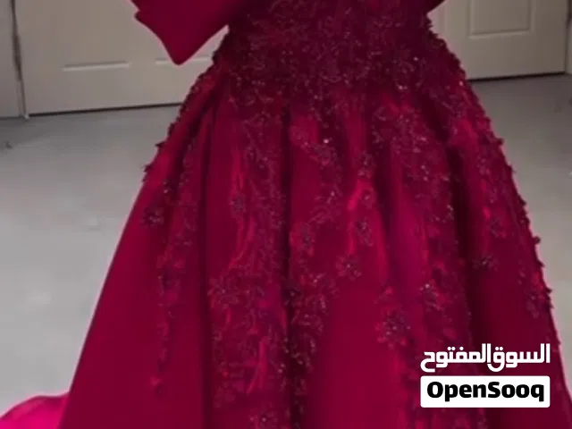 فستان سهرة
