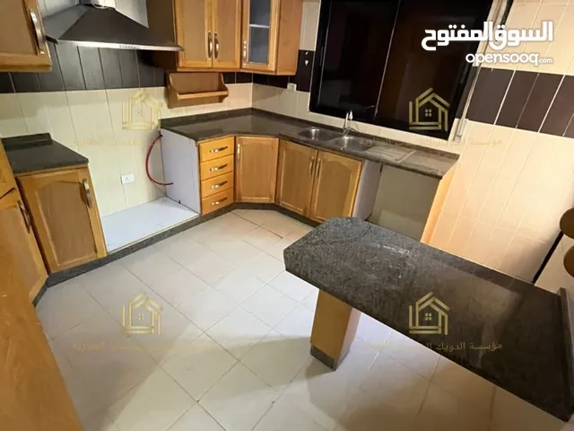 شقة سوبر ديلوكس - مرج الحمام - 3نوم 1ماستر - 150م - مطلة وقريبة من الخدمات