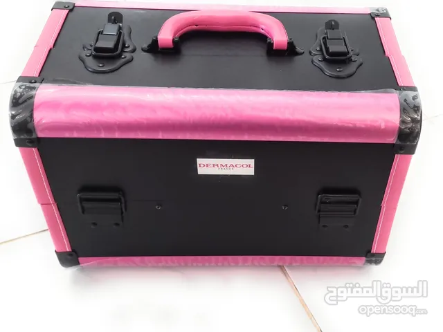 Dermacol premium leather box, pink and black. leather finish.