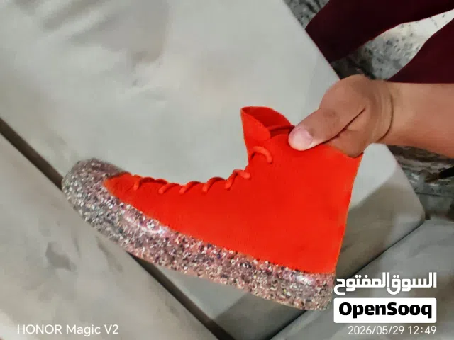 Converse Shose