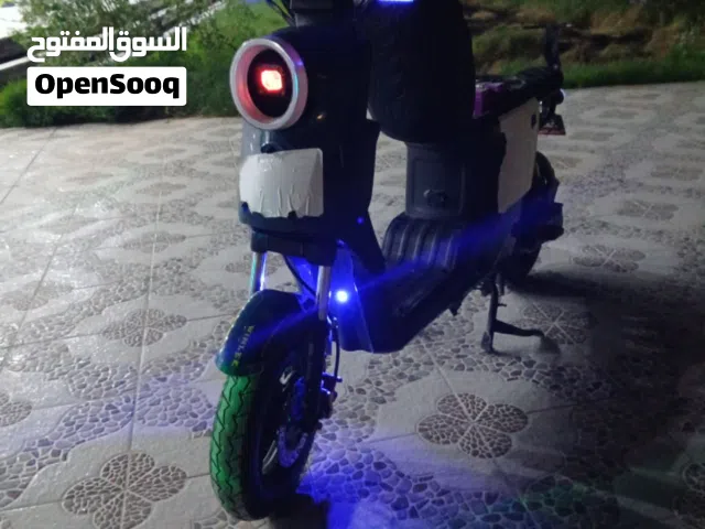 سلام عليكم تدراجه نضيف كلش والله سعره 425 بيه مجال بصيط كلش
