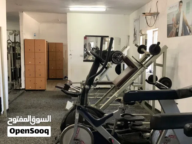 نادي حديد للبيع