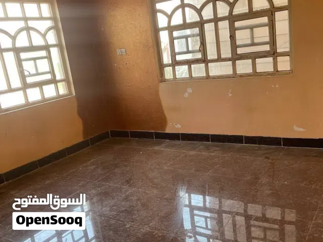 200 m2 More than 6 bedrooms Townhouse for Rent in Basra Kut Al Hijaj