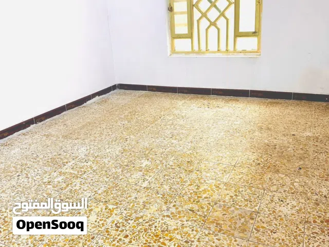 100 m2 2 Bedrooms Apartments for Rent in Basra Al Muwafaqiya