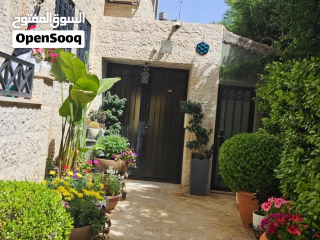 شقة عائلية فاخرة للإيجار السنوي – خلدا قرب المدارس الإنجليزية