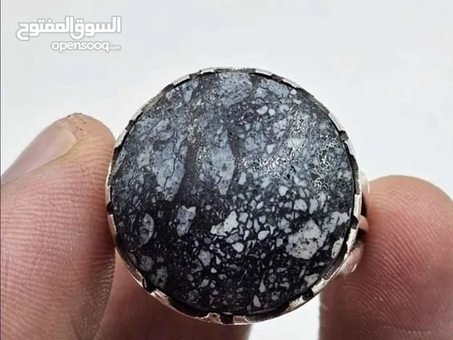 Rings for sale in Mecca