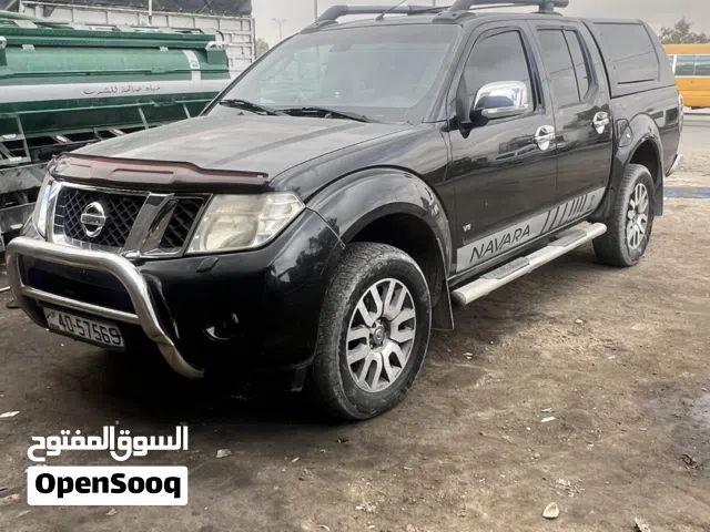 2011, نيسان, نافارا, LE