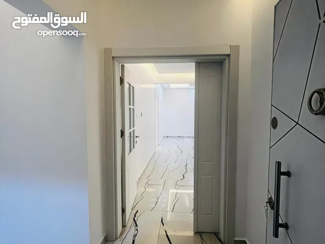 160 m2 3 Bedrooms Apartments for Rent in Tripoli Al-Serraj