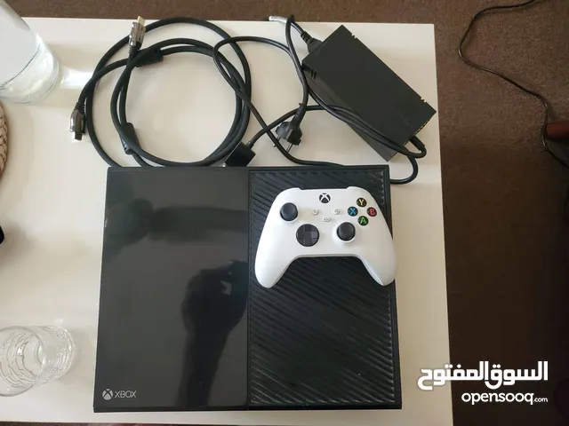 Perfect XBOX one 500GB with HDMI cable and original white controller