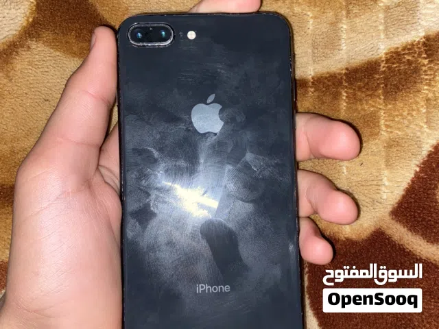 ايفون 8 بلس