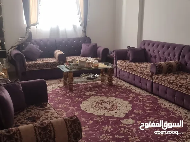 عفش للبيع الميتعجل للجادين فقط نظيف استعمال بسيط