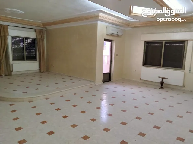 172m2 3 Bedrooms Apartments for Sale in Amman Sports City