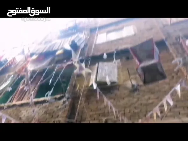 منزل للبيع 75 متر خمس أدوار والسادس على السقف في عين شمس الشرقيه بجوار مدرسه الرياده 2000 شارع ا