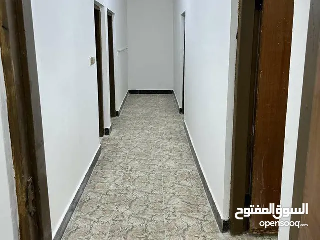 130 m2 2 Bedrooms Apartments for Rent in Basra Other