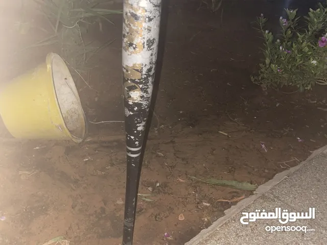 مضرب بيسبول لي البيع