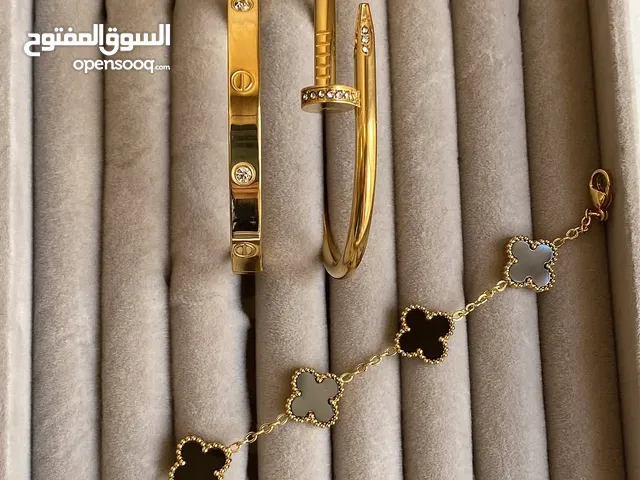 طقوم فان كليف استيل عالي الجوده مقاوم للماء والخدش