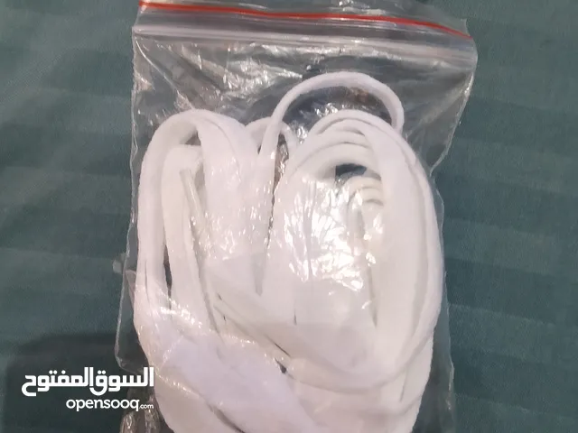 جزمة نايكي مستعملة استعمال خفيف اصلي مع رباط بسعر مغري جدا جدا جدا جدا جدا جدا جدا جدا جدا جدا جدا
