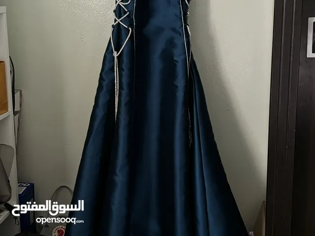 Weddings and Engagements Dresses in Muhayil