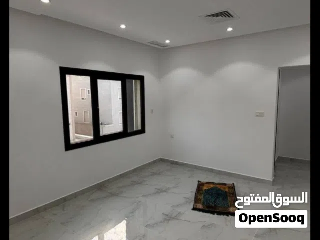 180 m2 3 Bedrooms Apartments for Rent in Mubarak Al-Kabeer Abu Ftaira
