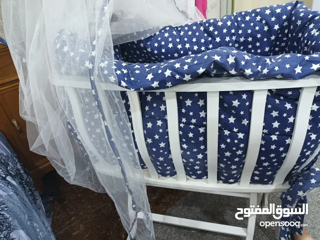 كاروك خشب مثل ماموضح بالصوره بي مجال استخدام قليل